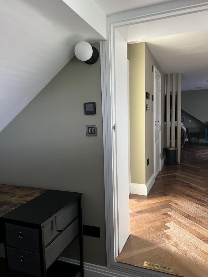 בארנט Super Deluxe Apartment מראה חיצוני תמונה
